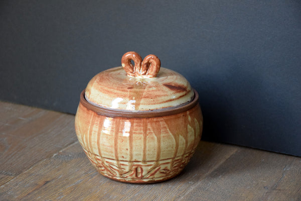 DDG Nourish Stoneware Collection: CINNAMON, Lidded Treat Jar