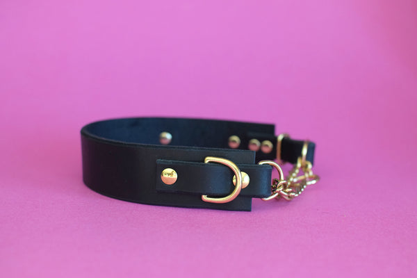 EXCLUSIVE LEATHER COLLECTION - Ebony Leather Martingale Collar